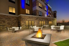 Holiday Inn Express Hotel & Suites Waco South, McLennan