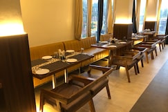 Hotel Bhandari Palace , Narsinghgarh