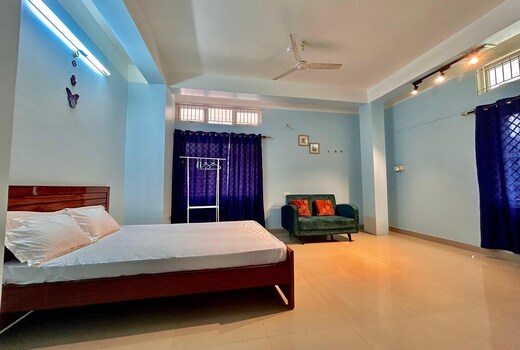 GLOW STAY HOMESTAY
