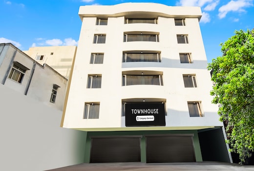Townhouse Red Hills Lakdikapul Formerly Sitara Grand