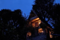 Mochileros Cherry Tree House, Pelling