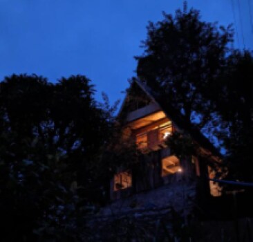 Mochileros Cherry Tree House