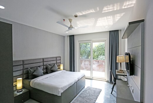 Housr Sector 47 Sohna Road Gurgaon Near Baani Square