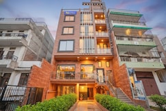 FabHotel Raghav Raj Inn Nr. Bharat Kala Bhavan, Varanasi