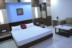 Hotel Kunwer Palace  1.5km from Railway Station, Jhansi