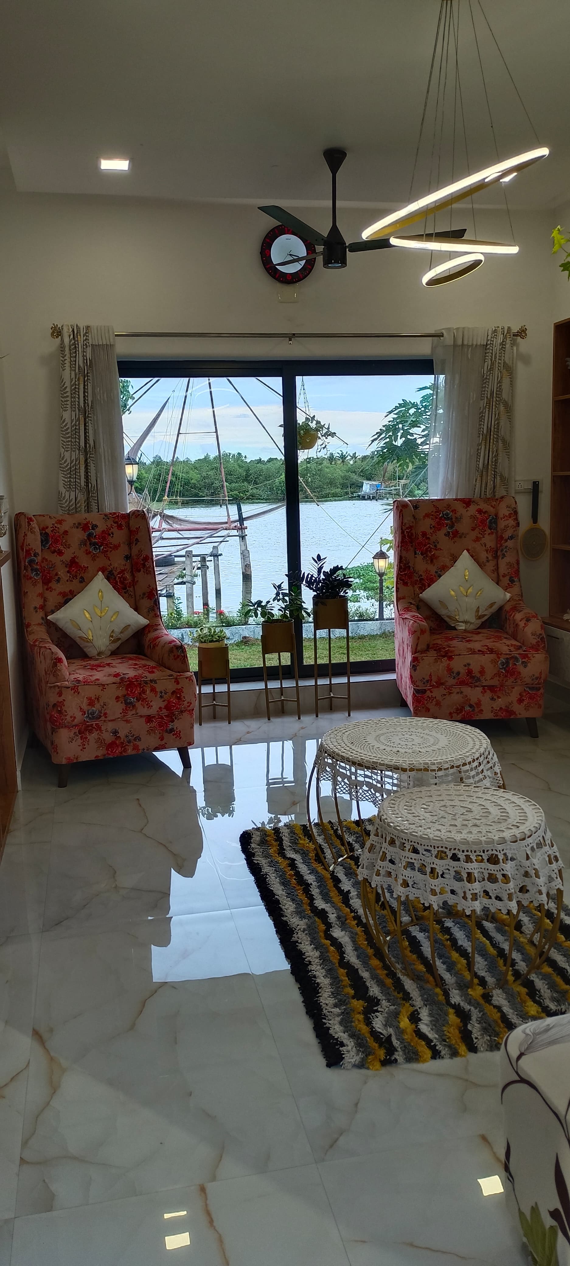 Antonio's River View Homestay - Tap to explore photos