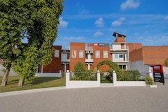 Super OYO Hotel O Rakabganj Crossway Ayodhya Formerly Ramaland Homestay, Ayodhya