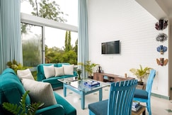 Stylish 6BHK Villa w/ Pvt Pool & Garden by Savera Stays, Goa