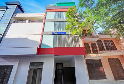 FabHotel Aakarshan Residency