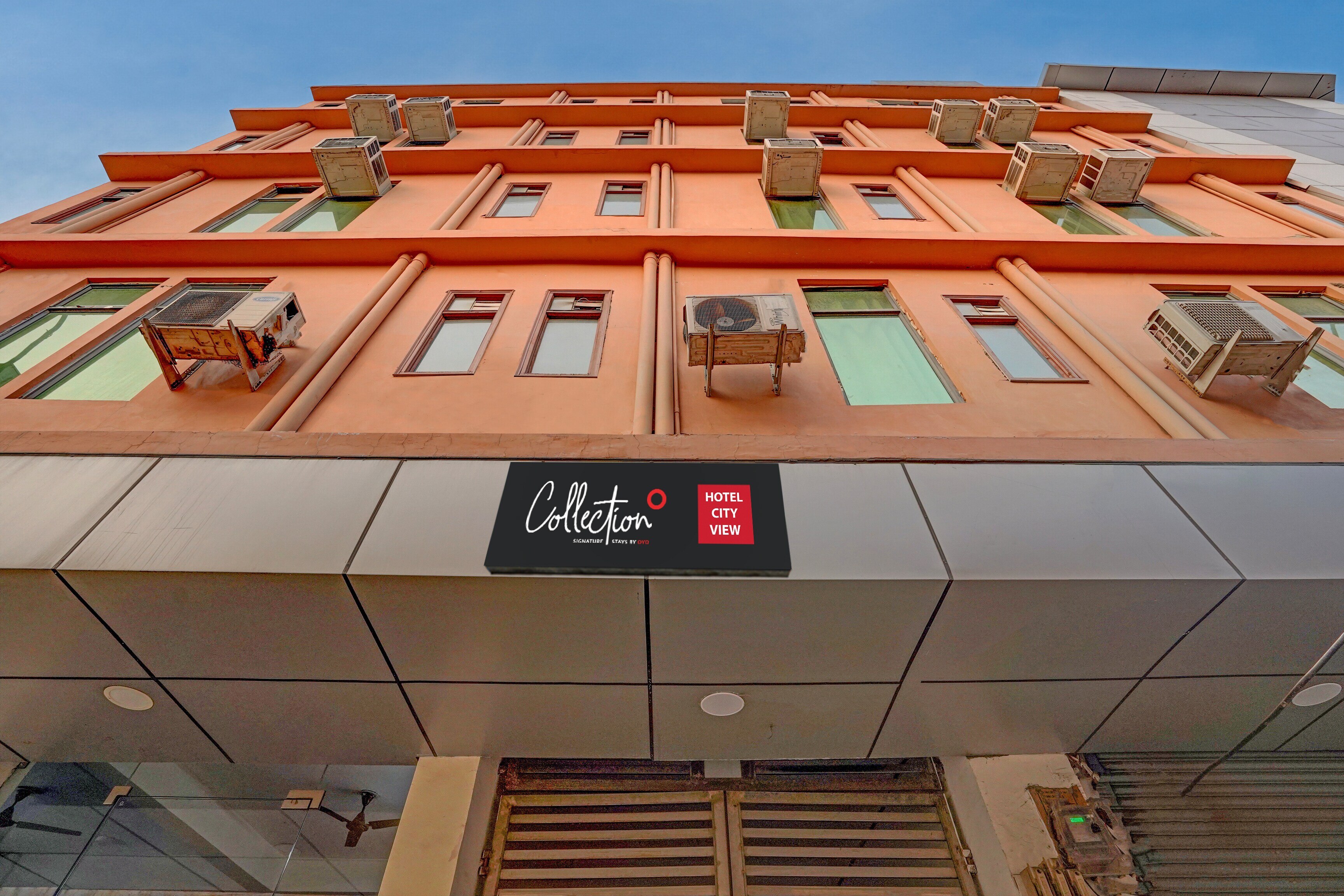 Collection O UMEN HOTEL NEAREST NOIDA CITY CENTRE - Tap to explore photos