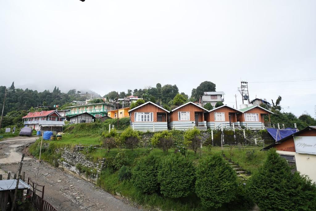 WELCOME HOMESTAY - Tap to explore photos