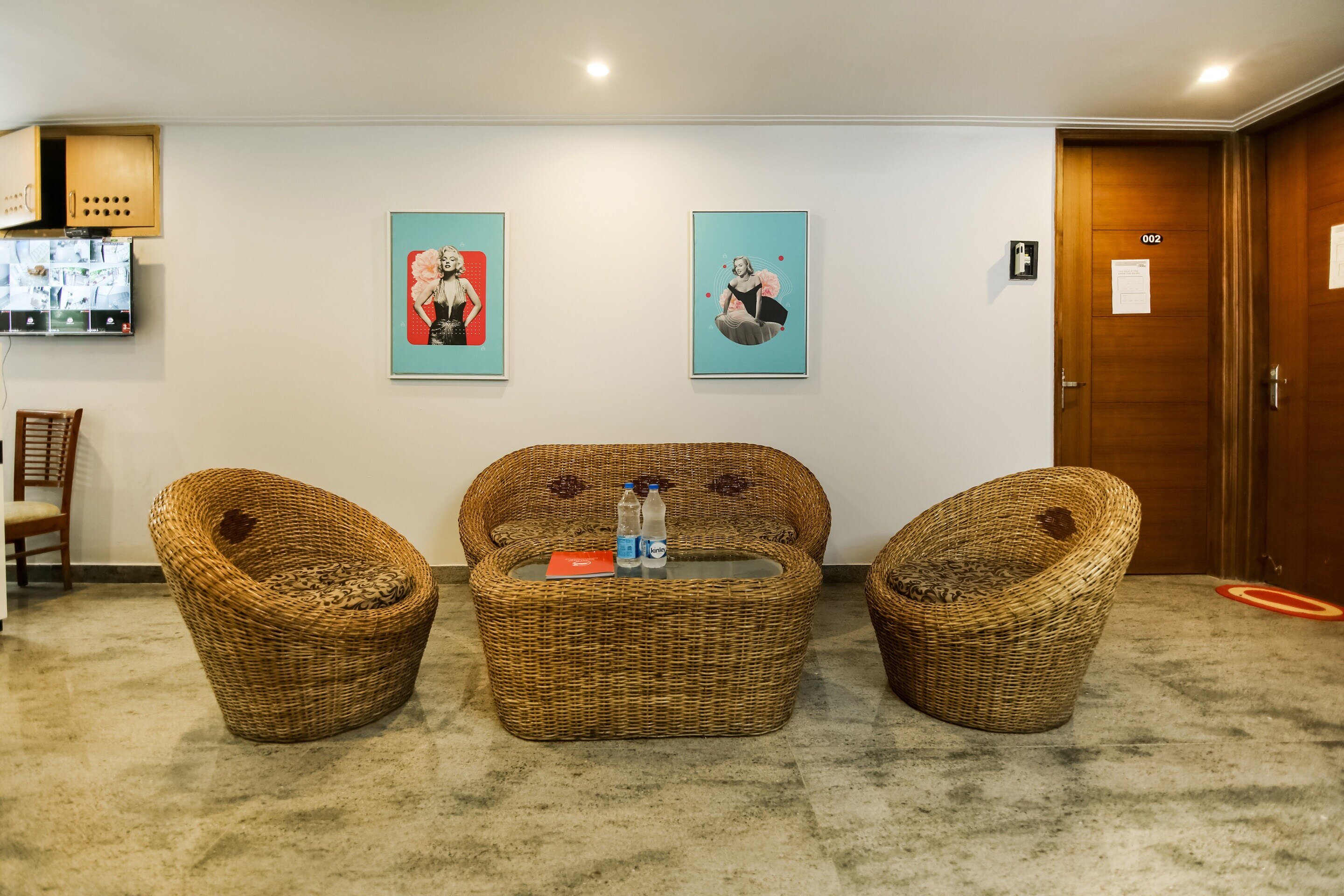 Hotel O VIJAYA RESIDENCY - Tap to explore photos