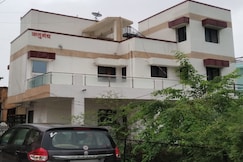 Rutugandh Homestay, Shirwal