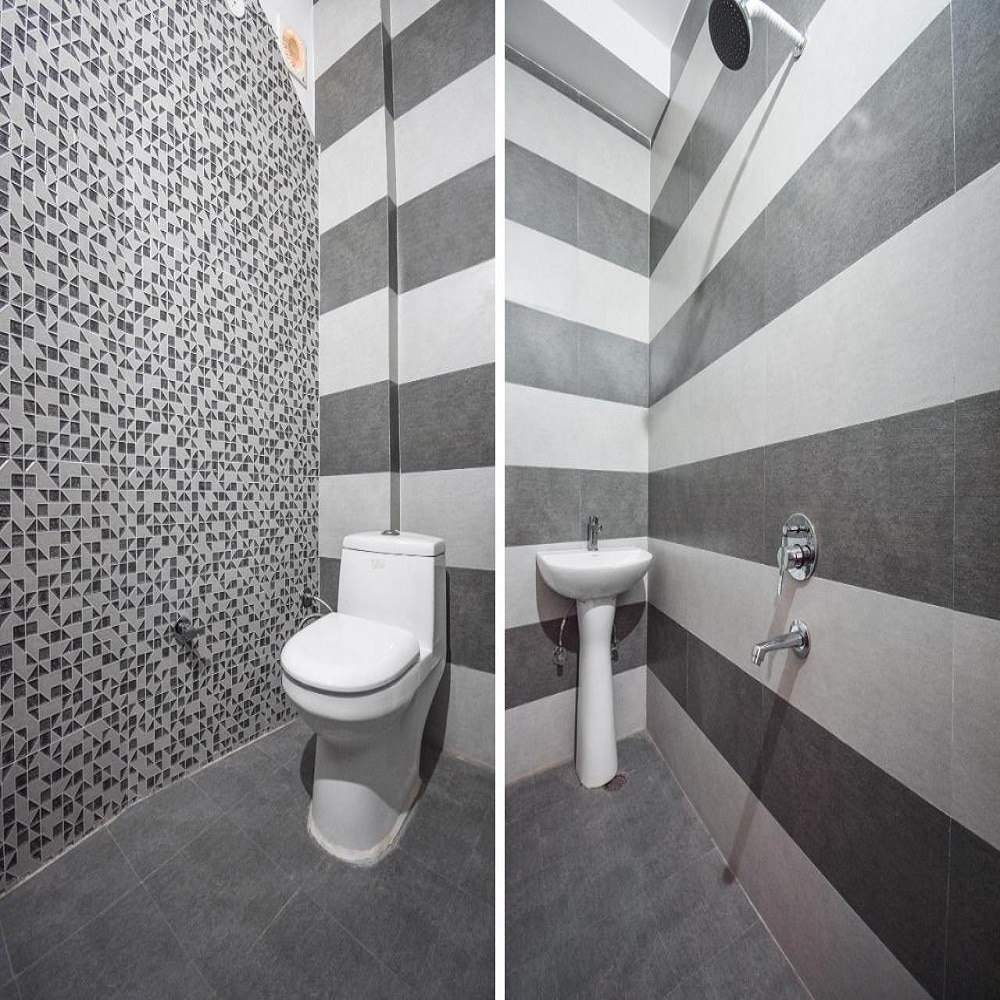 HOTEL GRAND SILVER SPOON - Tap to explore photos