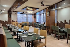 Hotel Grand Inn, Jamkhandi