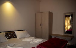 Deluxe AC Room