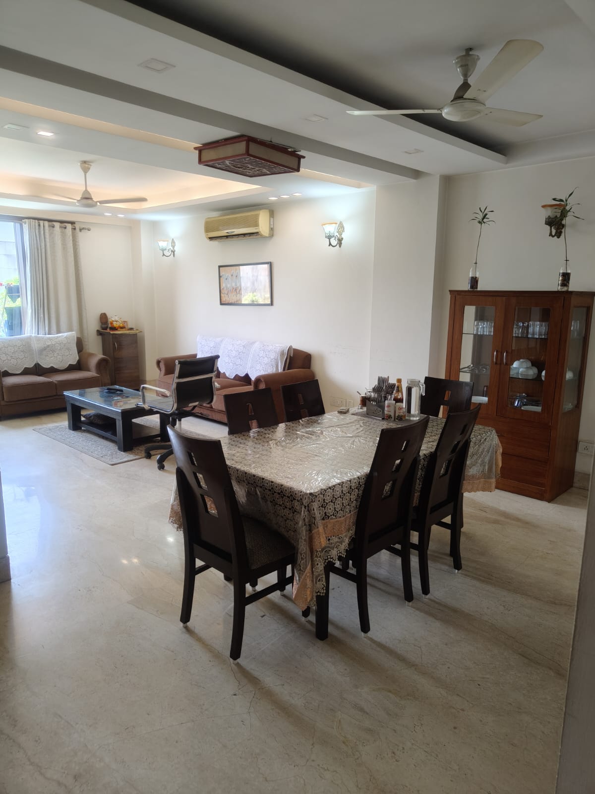 Praj Guest House- New Delhi - Tap to explore photos