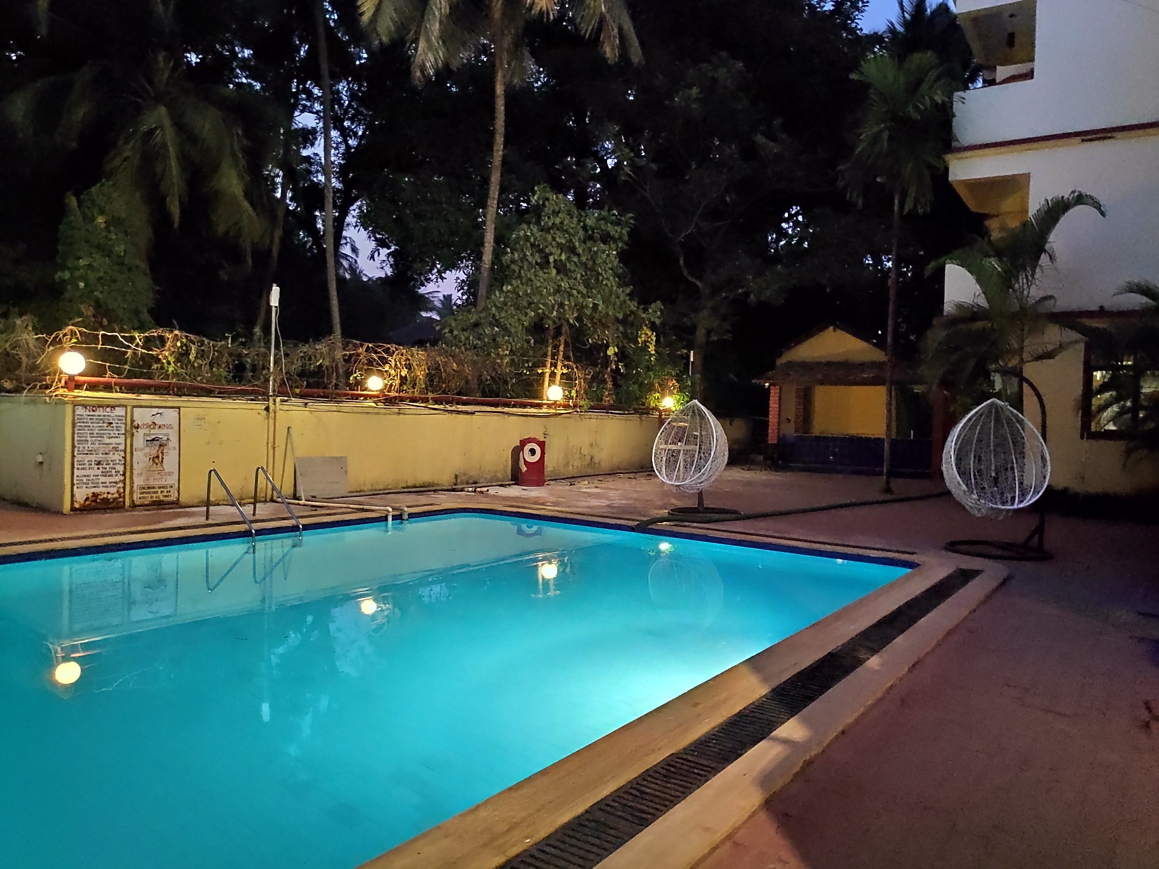 Cozy & Comfy Studio Apartment near Baga Beach - Tap to explore photos