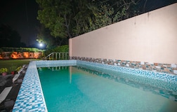 Swimming Pool 1
