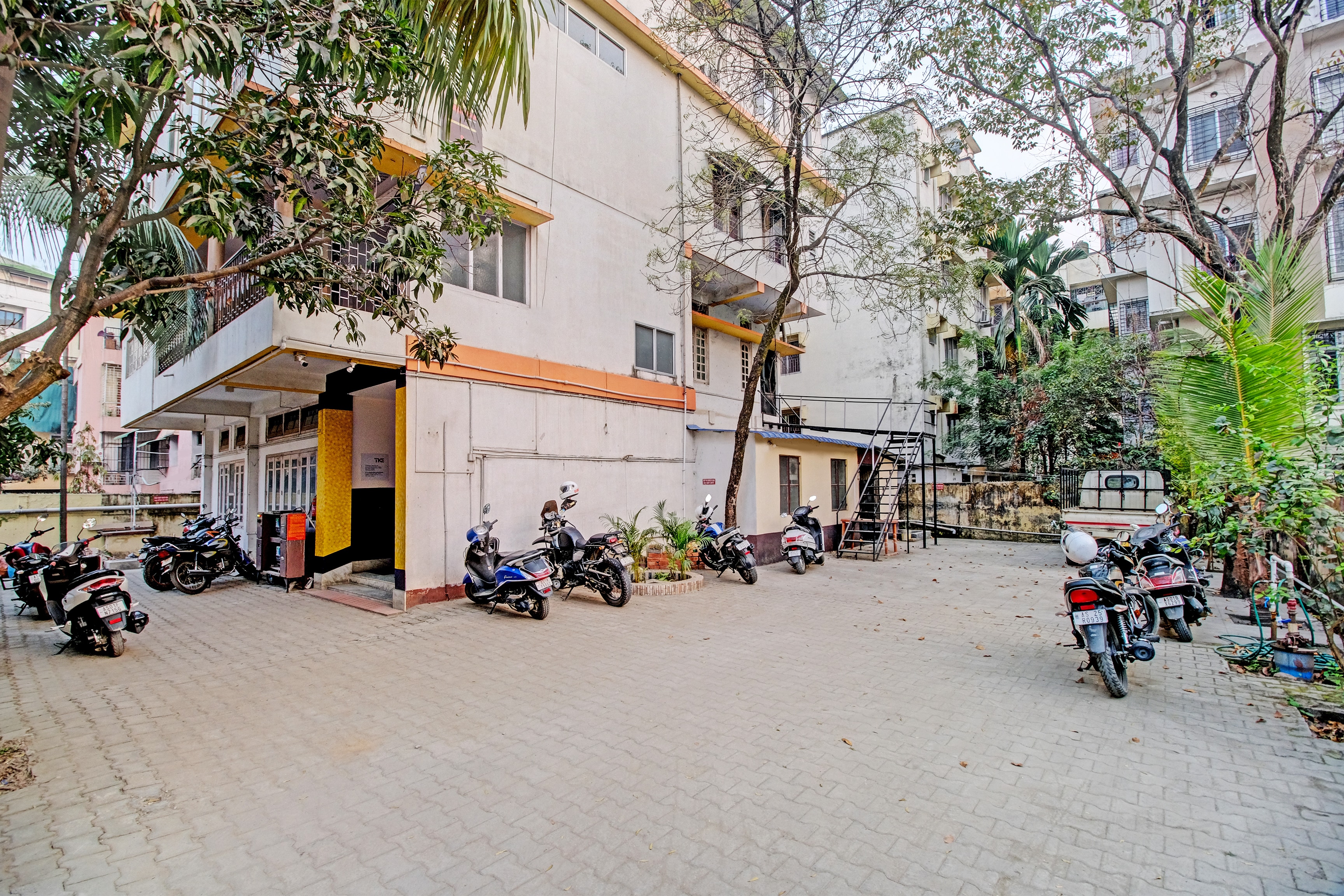 Hotel O Ganapati Bhawan Homestay - Tap to explore photos