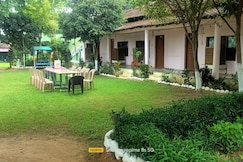 Satpura Safari Resort., Sohagpur