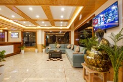 Hotel Surya Inn & Suites , Manali