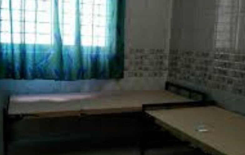 Annai Ladies Hostel, No.21 - Tap to explore photos