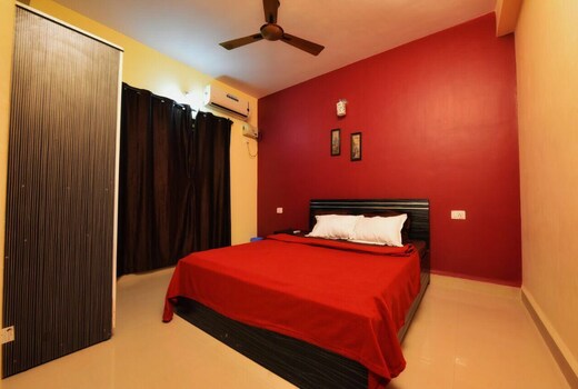 ESTELLA, 1BHK with Pool by MARS HOMESTAY