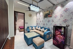 Garvik Stay Cozy 2BHK, Delhi