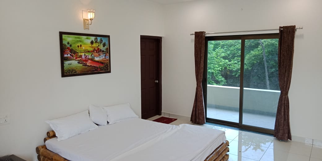VAN VIHAR THE TREE RESORT - Tap to explore photos