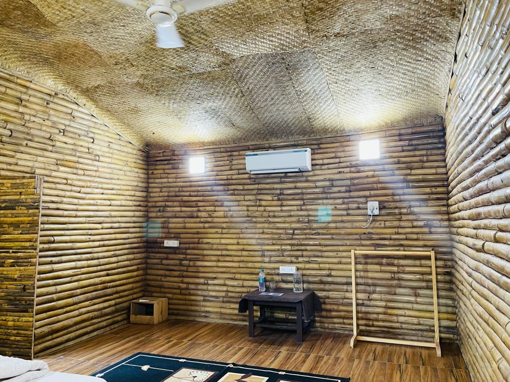 Hotel Kanha Treasure In Forest - Tap to explore photos