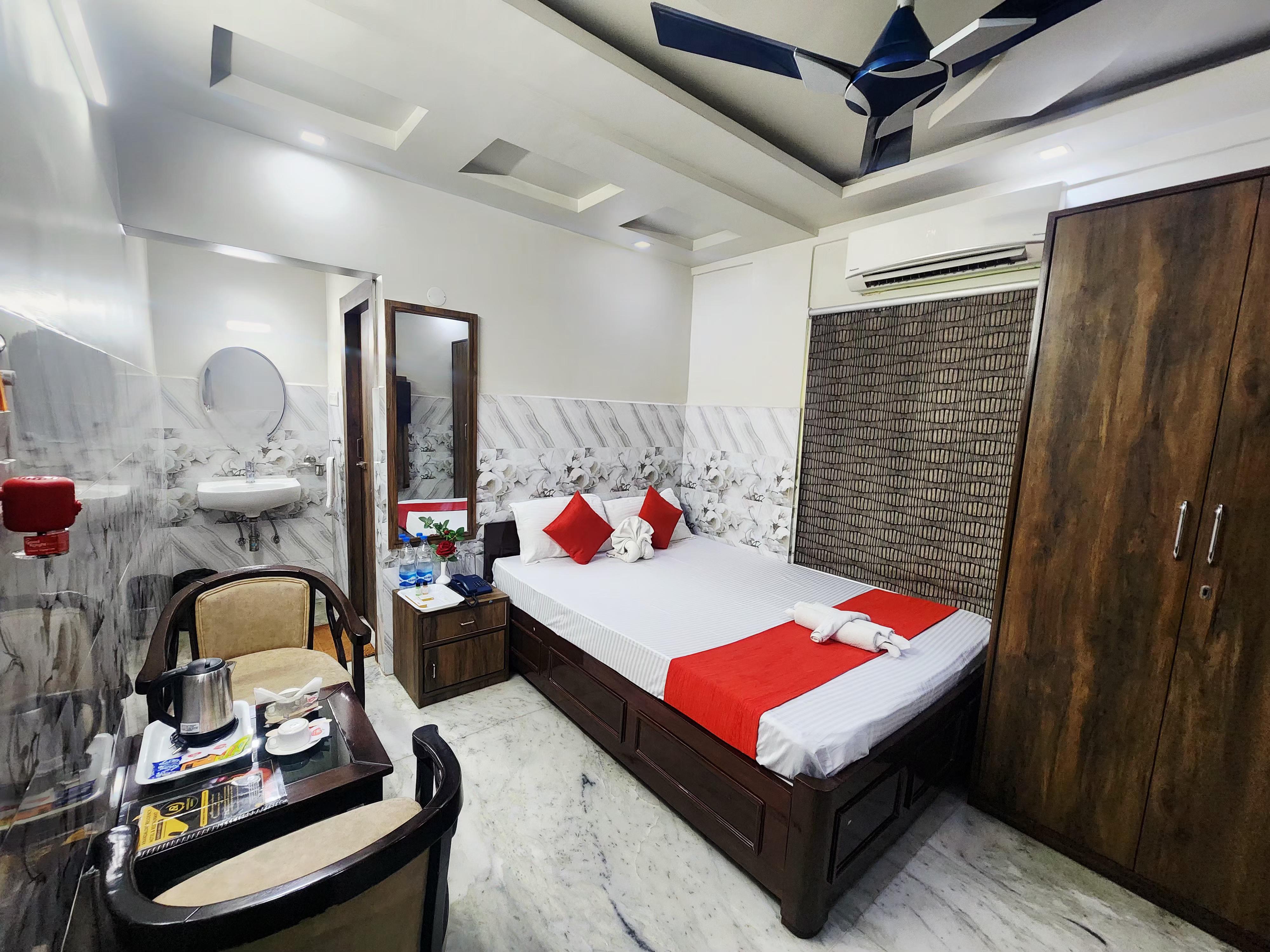 Anandaloke Residency - Tap to explore photos