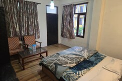 Hotel New Gulmarg, Manali