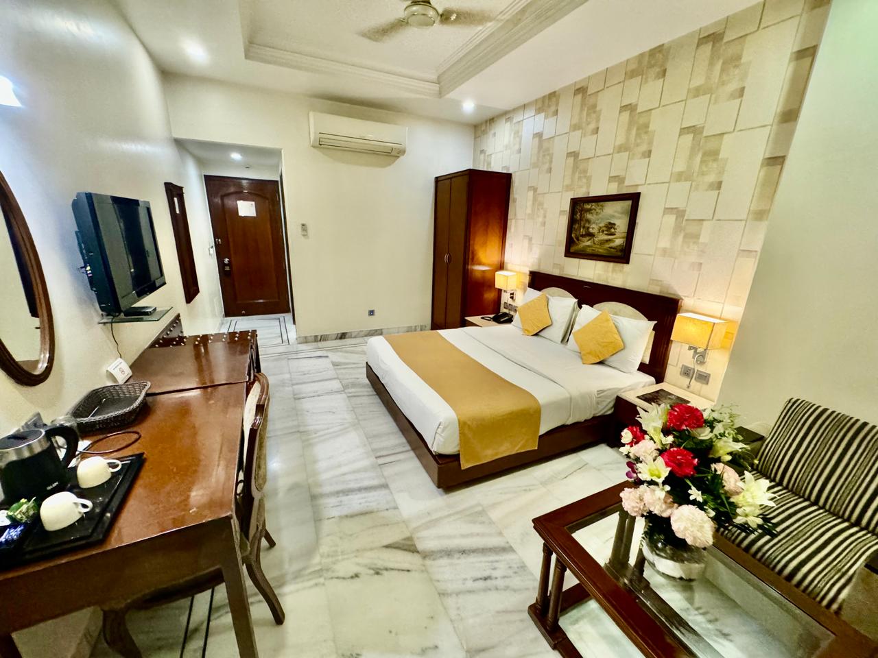Florence Inn - Karol Bagh Metro - Tap to explore photos