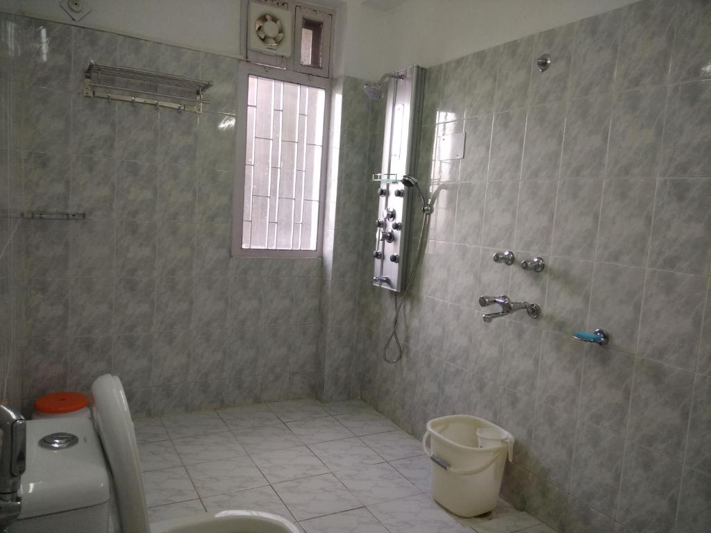 Vatsalyam Service Apartment - Tap to explore photos