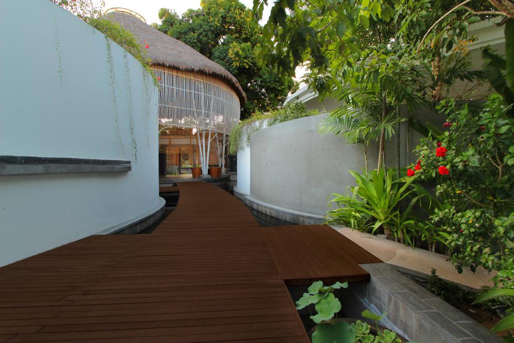 Taman Mesari Luxury Villas Seminyak Bali Price Address Reviews