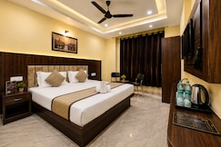 Hotel Silver Street 2 Mins Walk From New Delhi Railway station, Delhi