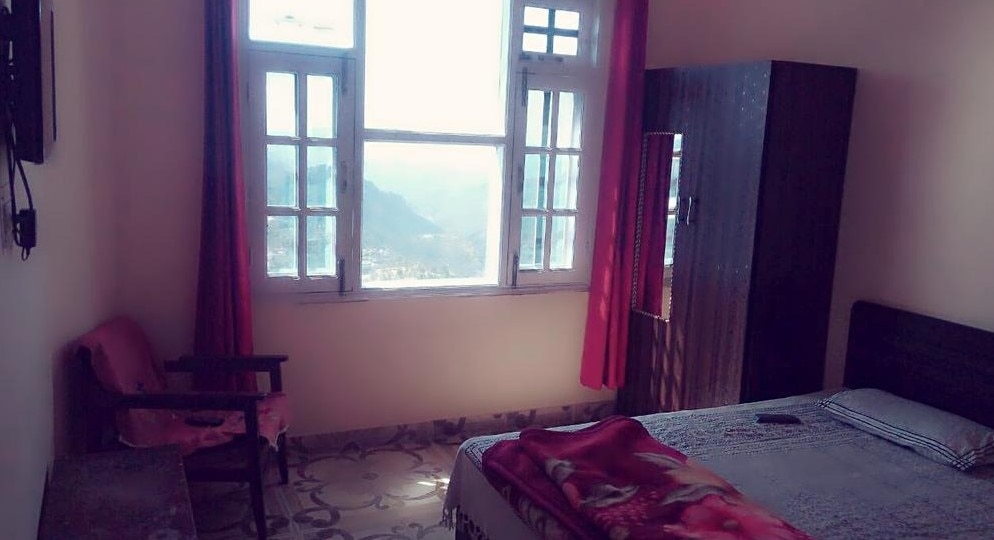 Yana Homestay - Tap to explore photos