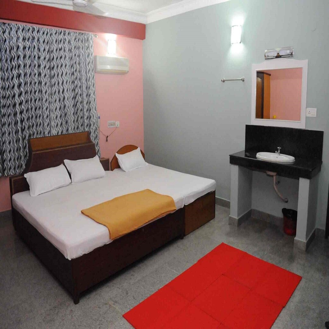 Star residency Tourist Home - Tap to explore photos