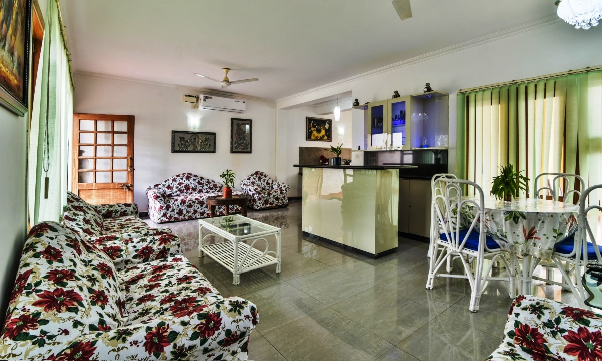 Villa Samaara14 Candolim Beach 500mts - Tap to explore photos