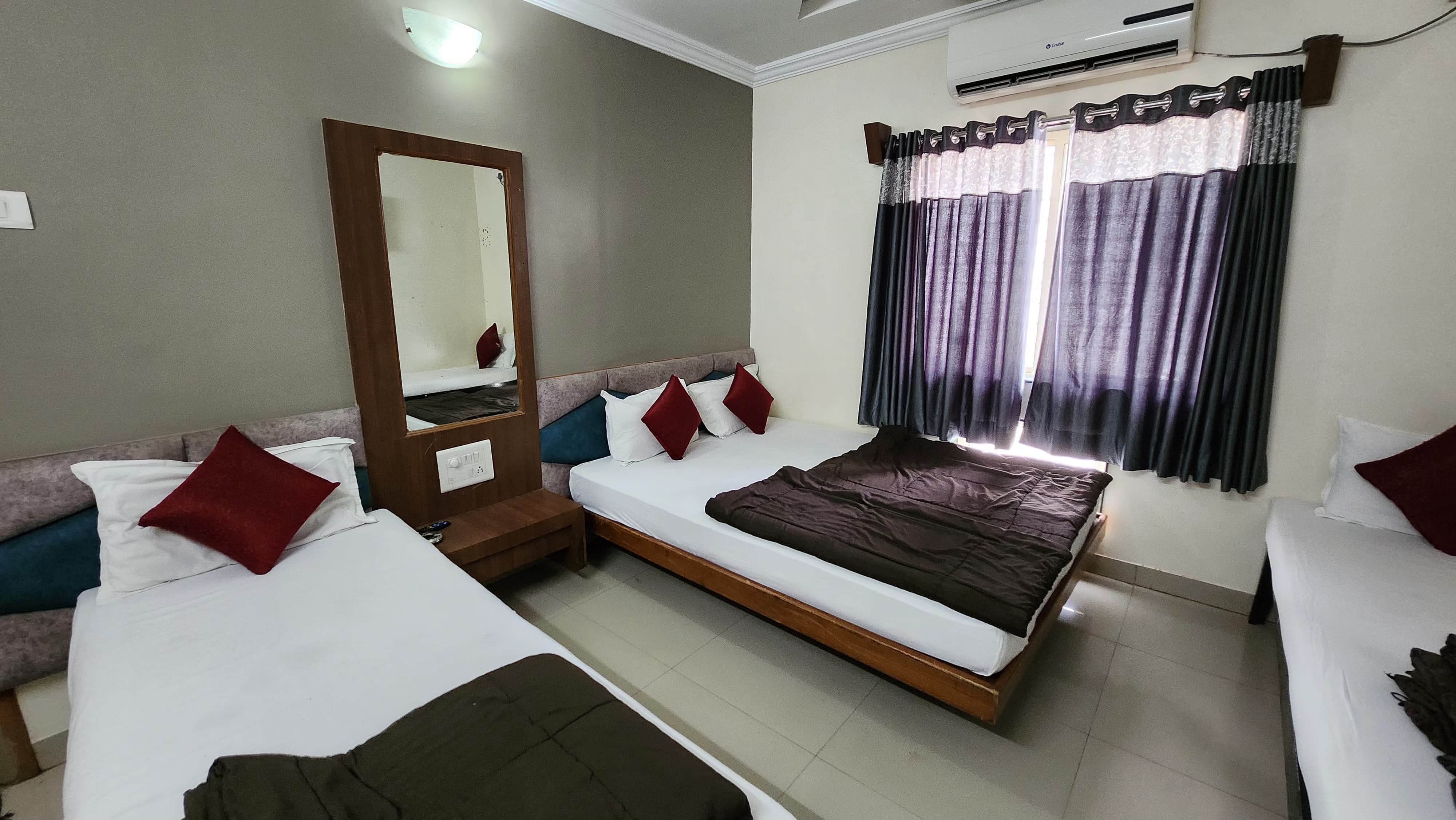 Triple Bed Non Ac Room. 1