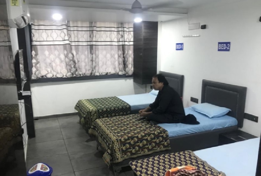 Jalaram Dormitory - Tap to explore photos