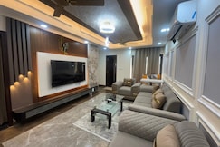 Kashi Sadan, Varanasi