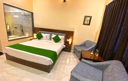 Villa 4 Rooms with Pool