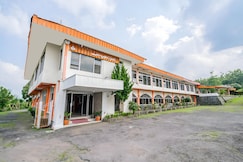 Capital O 93733 Hotel Linggarjati Kuningan, Kuningan