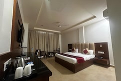 Hotel Grand 81, Faridabad