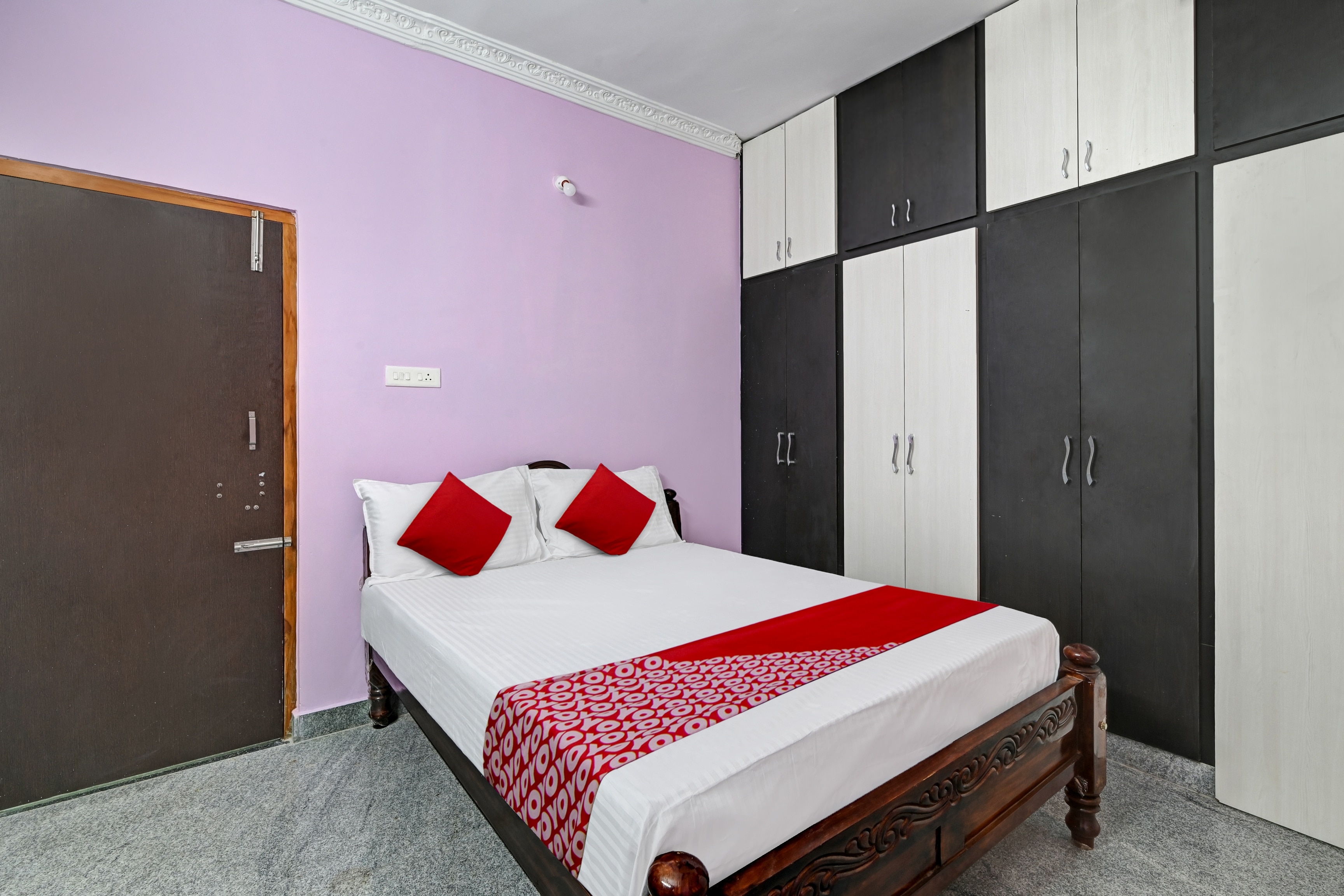 Hotel O PVS Home Stay - Tap to explore photos