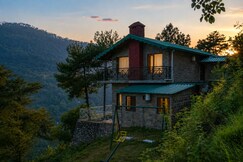 Lake View 3BHK w Pool in Bhimtal |Gargi Cottages, Bhimtal