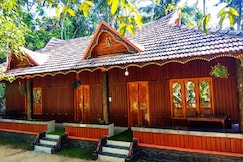 Munroe Meadows | Rooms in a Homestay, Kollam