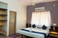 Hotel Akshay Inn, Mudhol